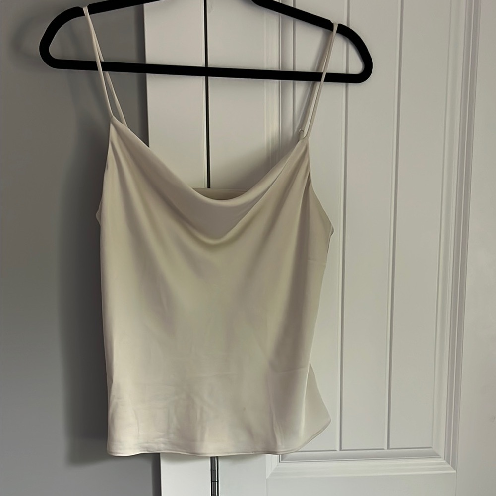 Babaton ivory tank